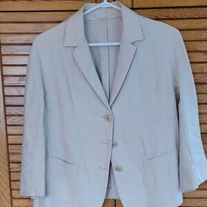 MaxMara Cream Blazer with Button Detail